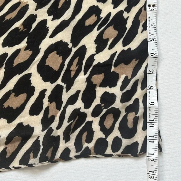Chic Leopard Print Scarf - Picture 6 of 8